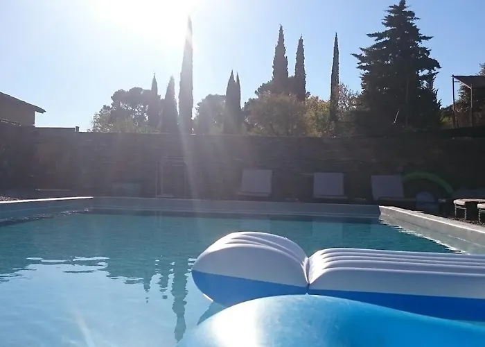 Дом отдыха Les Pins Domaine Russol *