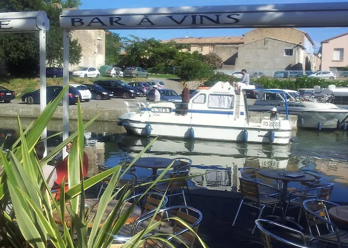 Дом отдыха Les Pins Domaine Russol